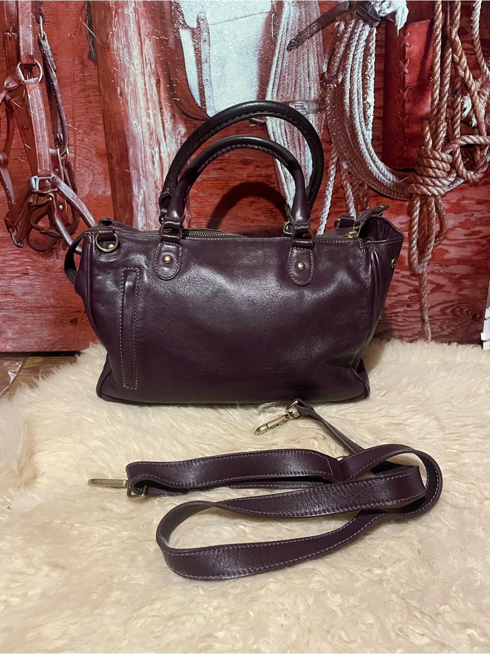 Roots Grace purple leather bag